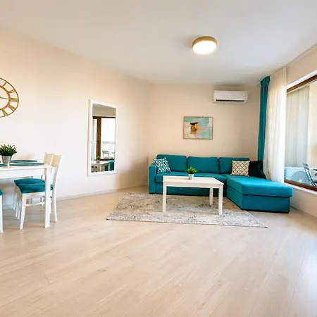 Apartman Lux In Lamer - First Line With Swimming Pool - Sea View Várna