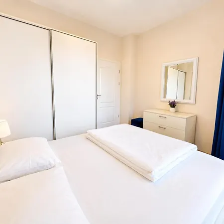 Lux In Lamer - First Line With Swimming Pool - Sea View Várna